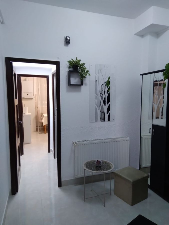 Apartament 2 camere decomandat Piata Romana - Poză 9