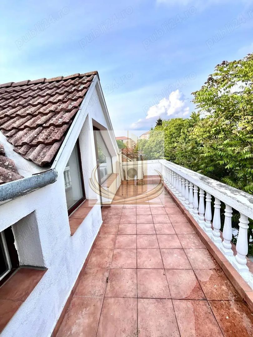 De Vanzare Duplex zona Lipovei 168mp 239000 Euro - Poză 12