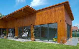 Casa Spațiu Versatil de Vânzare în Comuna Berceni - Poză 8