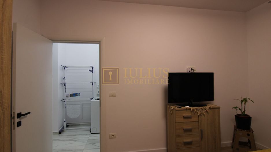 La parter, centrala proprie, incalzire in pardoseala. - Poză 7