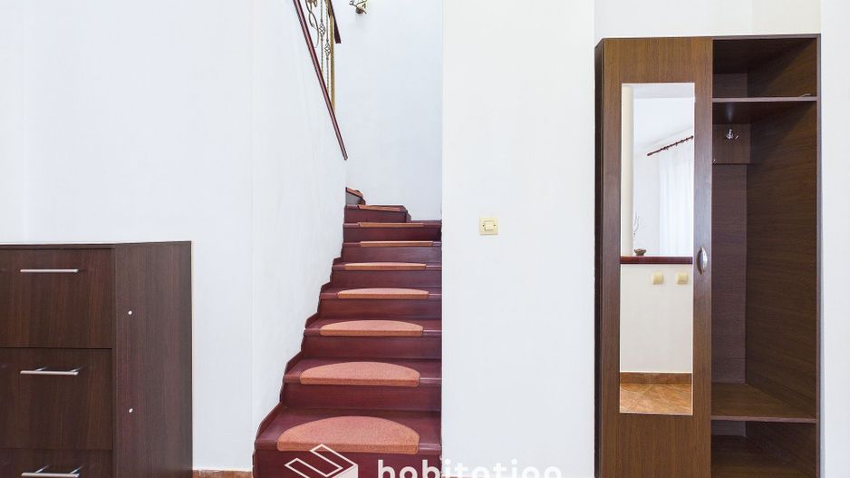 Casă ideală familie sau birou, cu curte și garaj | Braytim - Fratelia - Poză 11