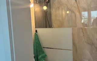 Vând apartament deosebit, zonă ultracentrală, renovat deosebit - Poză 3