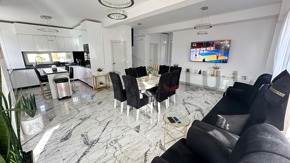 Casă premium de vânzare , Chinteni , la cheie - Poză 1