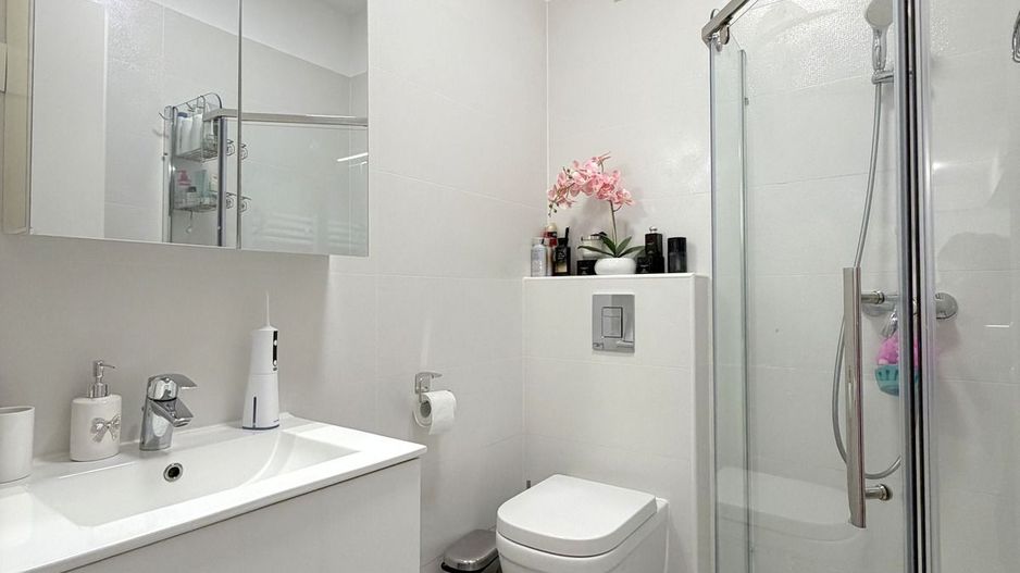 Apartament cu 3 camere si gradina proprie de 75mp Sisesti - Poză 16