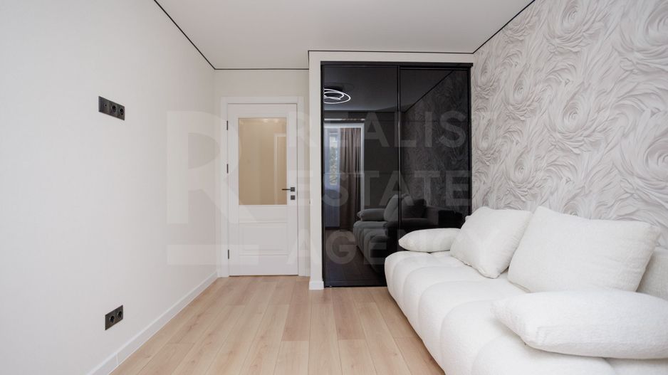 Vânzare, apartament 3 camere + living 71 mp, str. Cornului, Buiucani - Poză 8