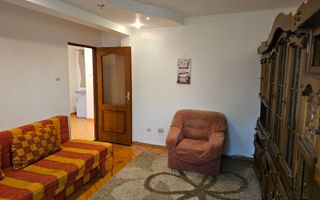 Apartament 2 camere, decomandat, etaj 1 – Victoriei, zona Albina - Poză 4
