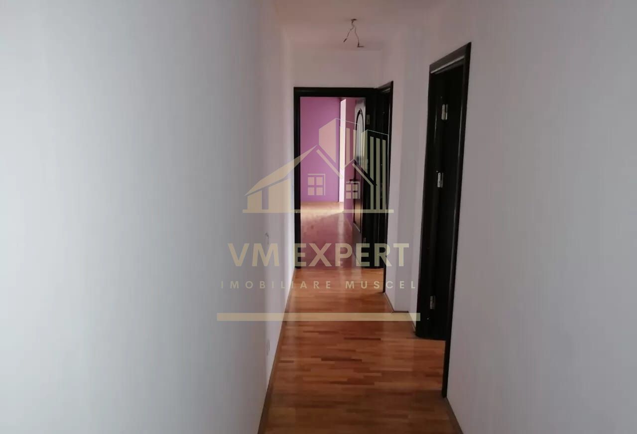 VILA 10 CAMERE TEREN 593MP, ZONA CENTRALA, CAMPULUNG - Poză 8