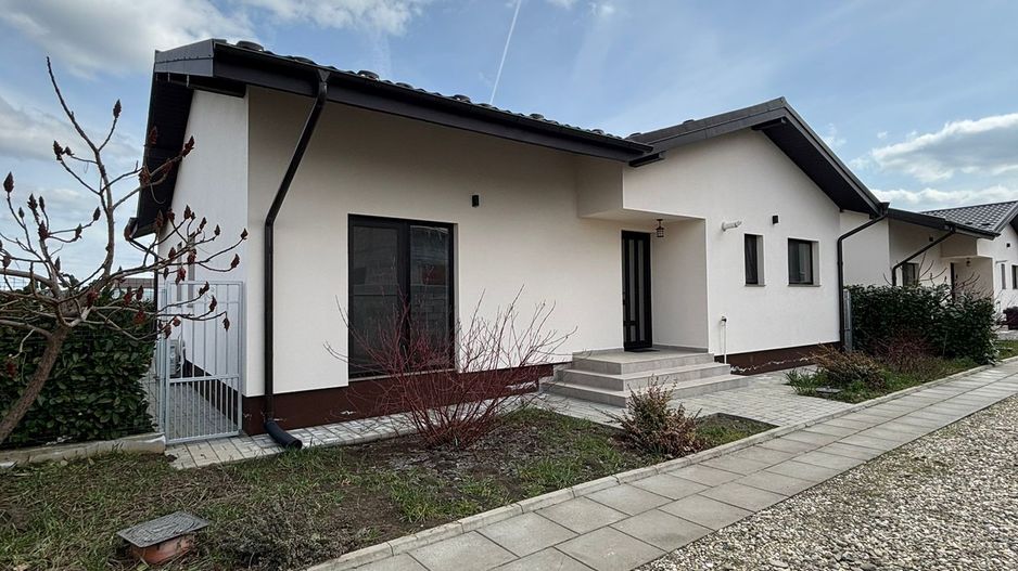 Oportunitate- Vila Individuala, Parter, semimobilata- Corbeanca - Poză 1