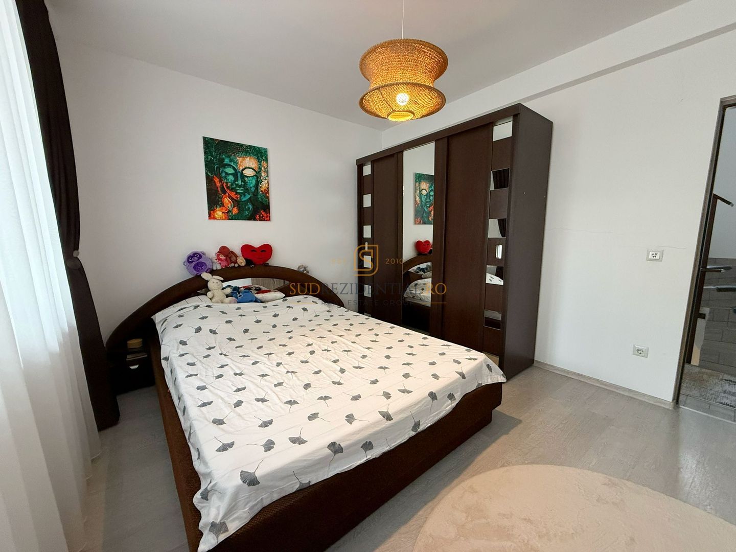 Vila insiruita mobilata si utilata / 4 camere/ 3 Bai / Curte proprie - Poză 11
