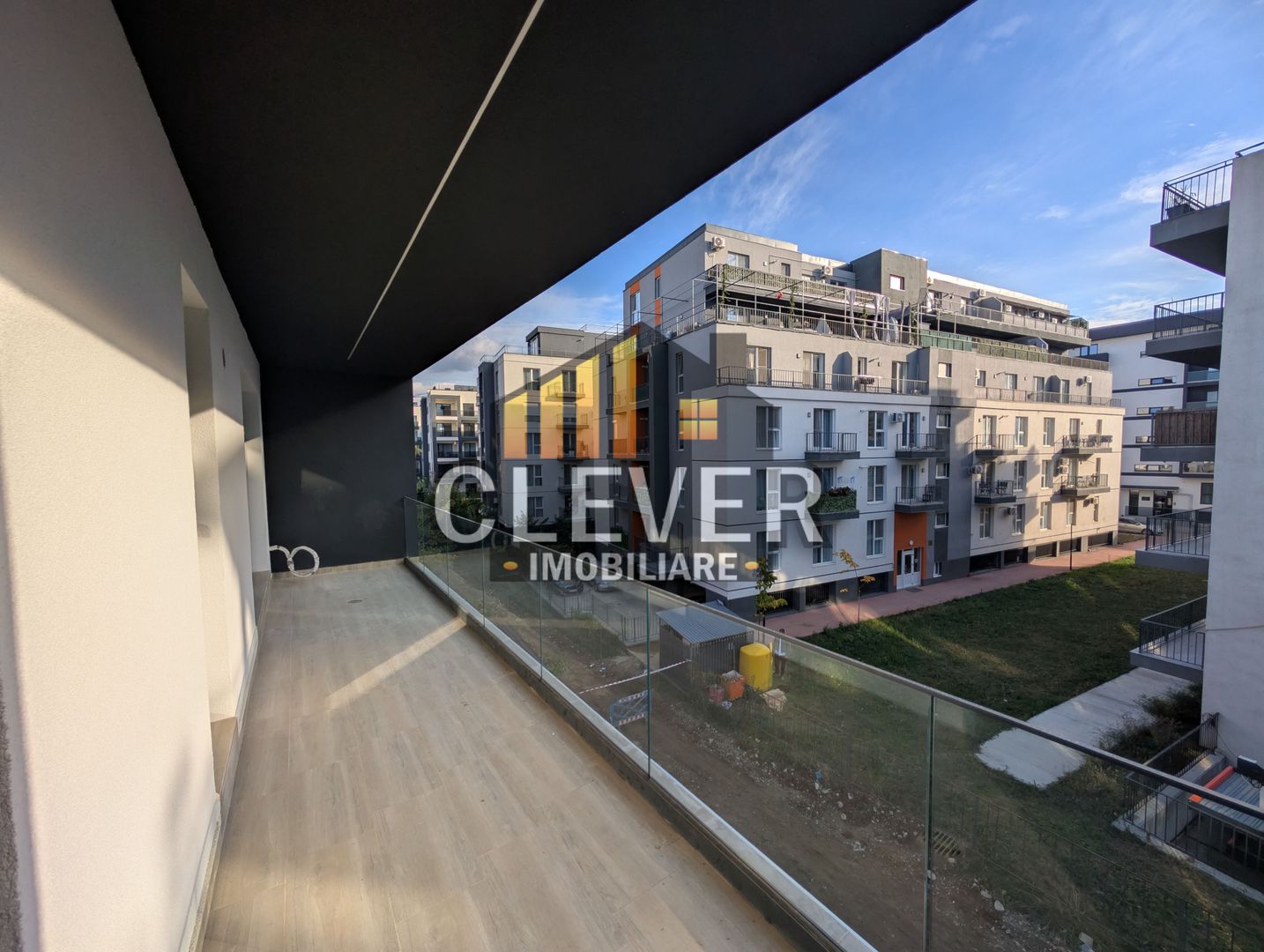 Apartament 4 Camere | Terasa 51mp | Parcare inclusa,  Metrou Nicolae Teclu - Poză 2