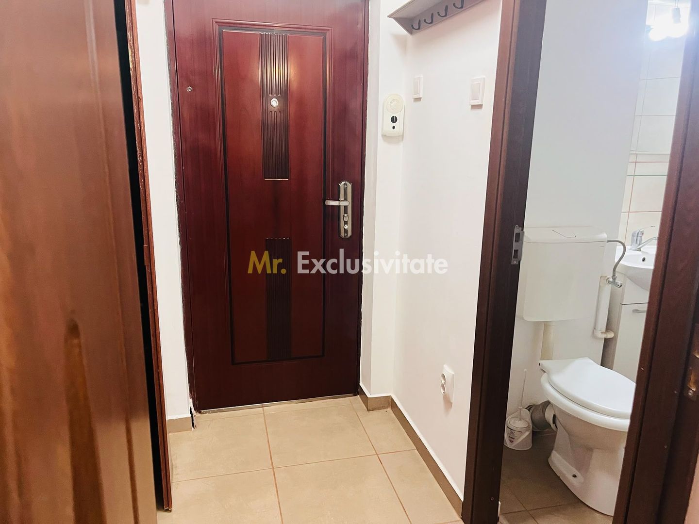 Garsoniera practica, locatie excelenta | Piata Baba Novac - Brazda - Poză 10