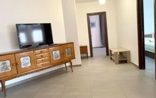 Inchiriere apartamnt cu 3 camere spatioase zona centrala + parcare - Poză 2