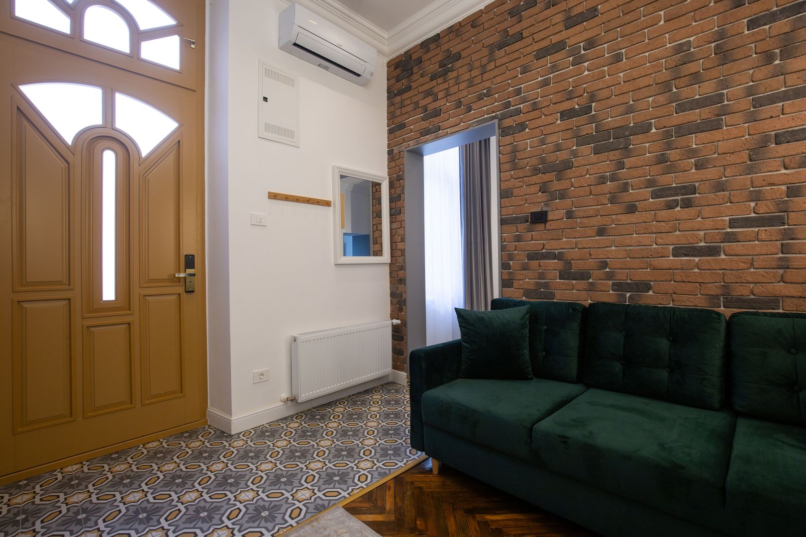 Apartament 2 camere, ultracentral, priveliste Parc 1 Decembrie. - Poză 10