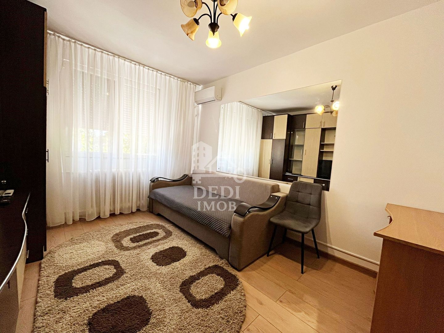 Apartament 1 camere de vânzare in zona Decebal, Oradea - Poză 3