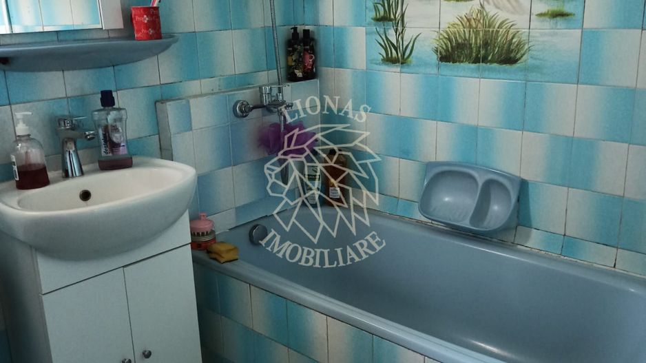 Apartament la casa 3 camere 82 mp- etajul 2- 2 balcoane -Valea Ghinzii - Poză 5