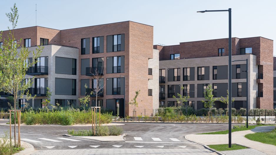 Apartament de 3 camere in Amber Forest - Poză 2