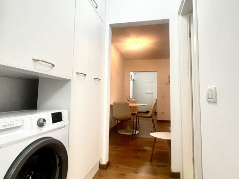 Un apartament primitor si modern, situat in zona Ultracentrală - Piața Victoriei - Poză 13
