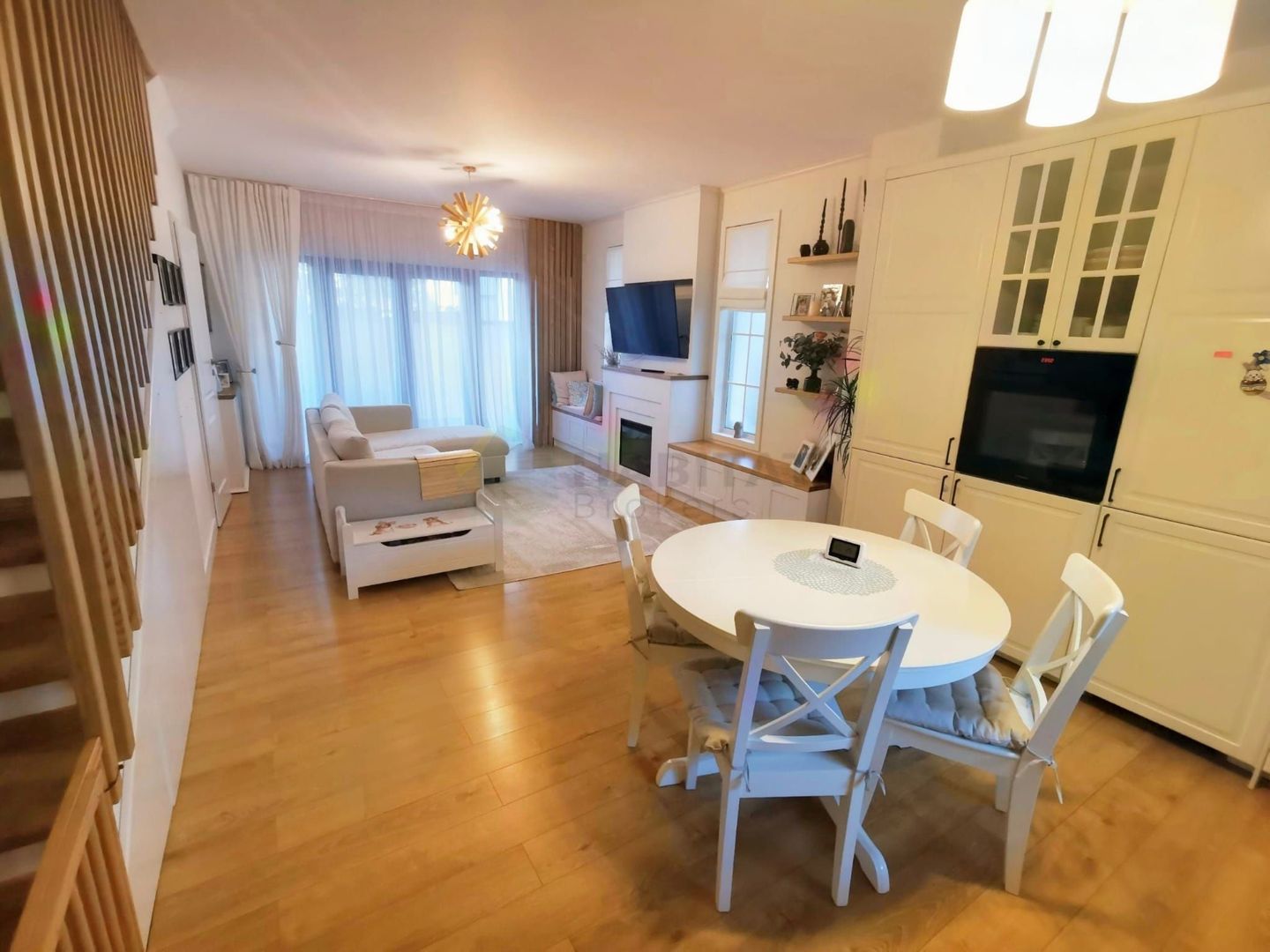 Duplex 4 camere | Tunari | Curte & Pădure - Poză 4