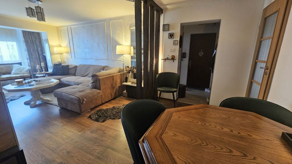 Apartament 3 camere, Cetate, et.3, pivnita, bloc caramida - Poză 2