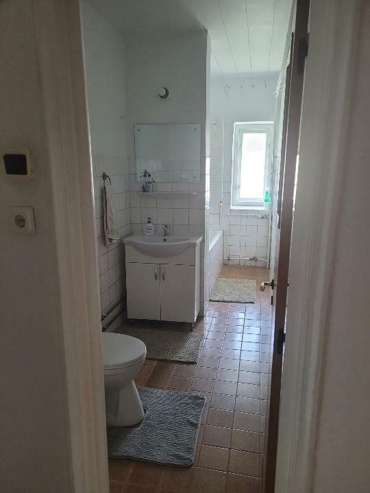 BRASADAS închiriază ap 2 camere decomandate Piata Unirii. - Poză 2