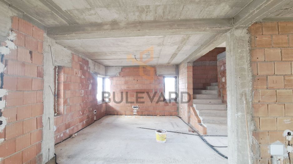 Casa tip duplex in zona Vivo Mall,  str Razoare Floresti - Poză 9