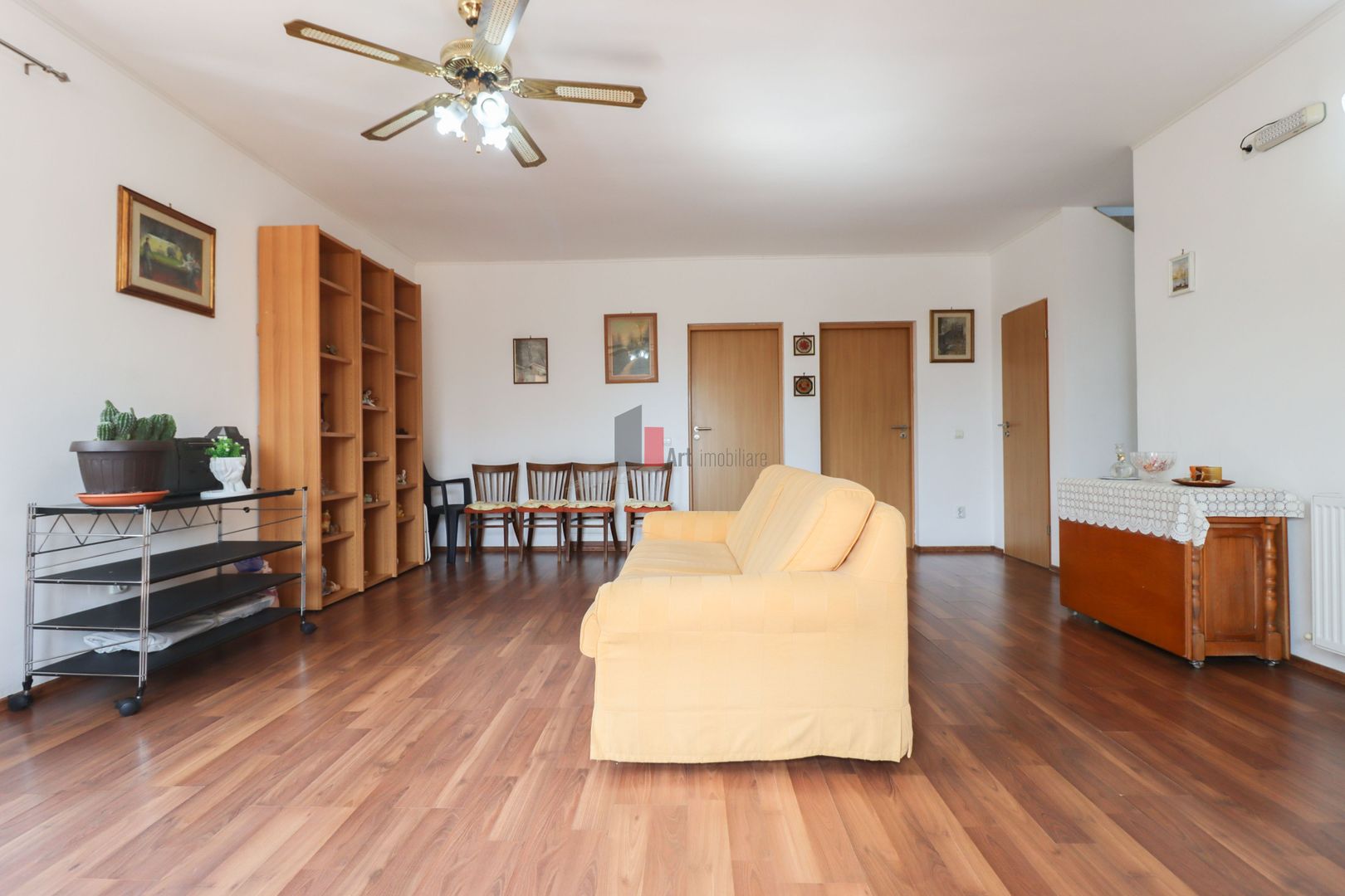 Vila "SEPHARA", teren 700 mp,  292 mp suprafata totala, NEGOCIABIL - Poză 7