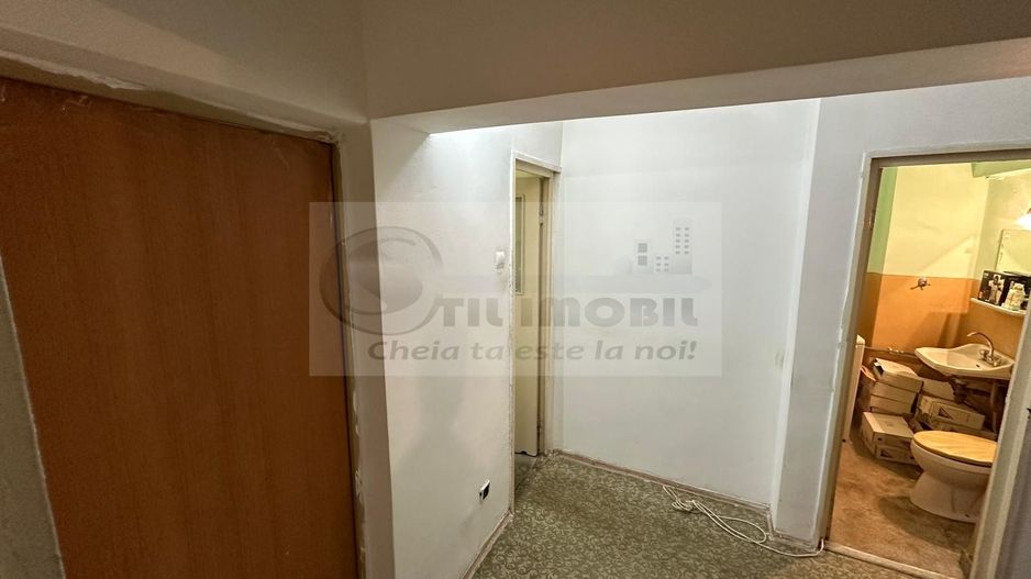 Apartament 3 camere, 2 bai, Bd. Independentei 204.000 euro - Poză 8