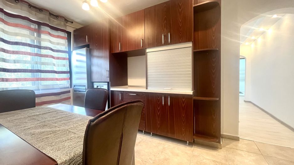 Apartament 3 camere, modern si spațios, zona Centrala- Take Ionescu - Poză 8