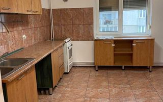 De vanzare 3 camere, centrala,  etaj 8, instalație nouă,  zona 13 Septembrie - Poză 2