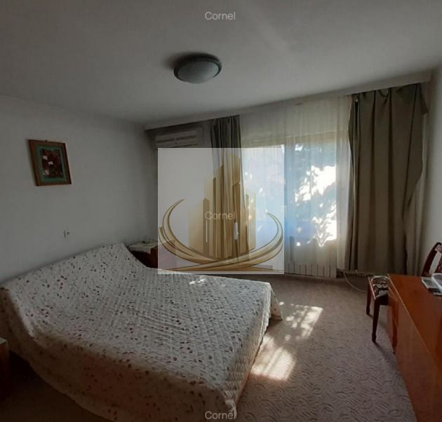 Apartament spațios – ideal locuință sau investiție - Poză 3