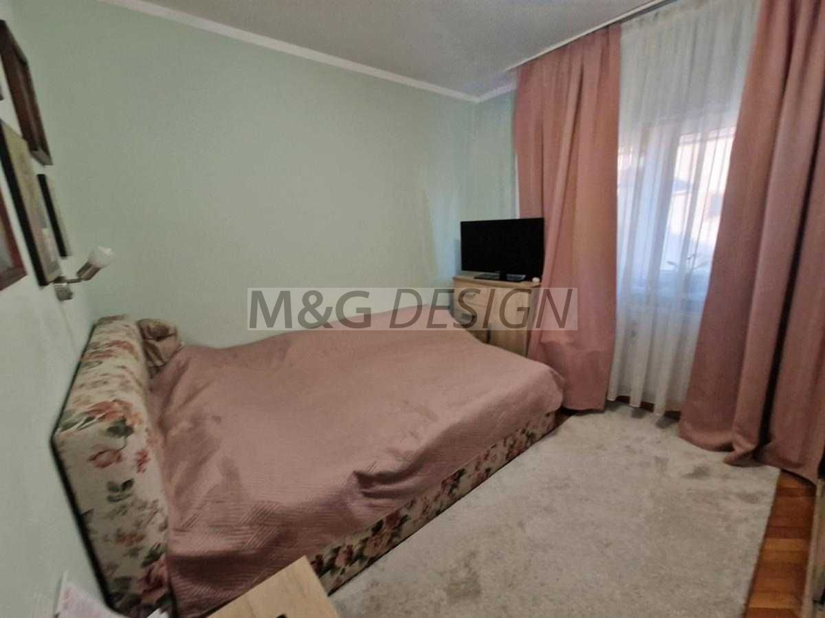 Apartament 3 camere Aradului 2 bai 2 balcoane centrala proprie - Poză 15