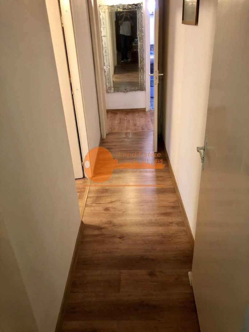 Vanzare 3 camere Brancoveanu/Piata Sudului - Poză 3