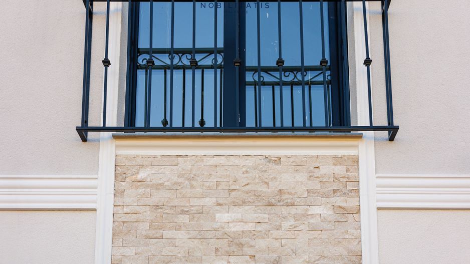 Duplex nou deosebit - despartit prin camera tehnica | Curte amenajata - Poză 15