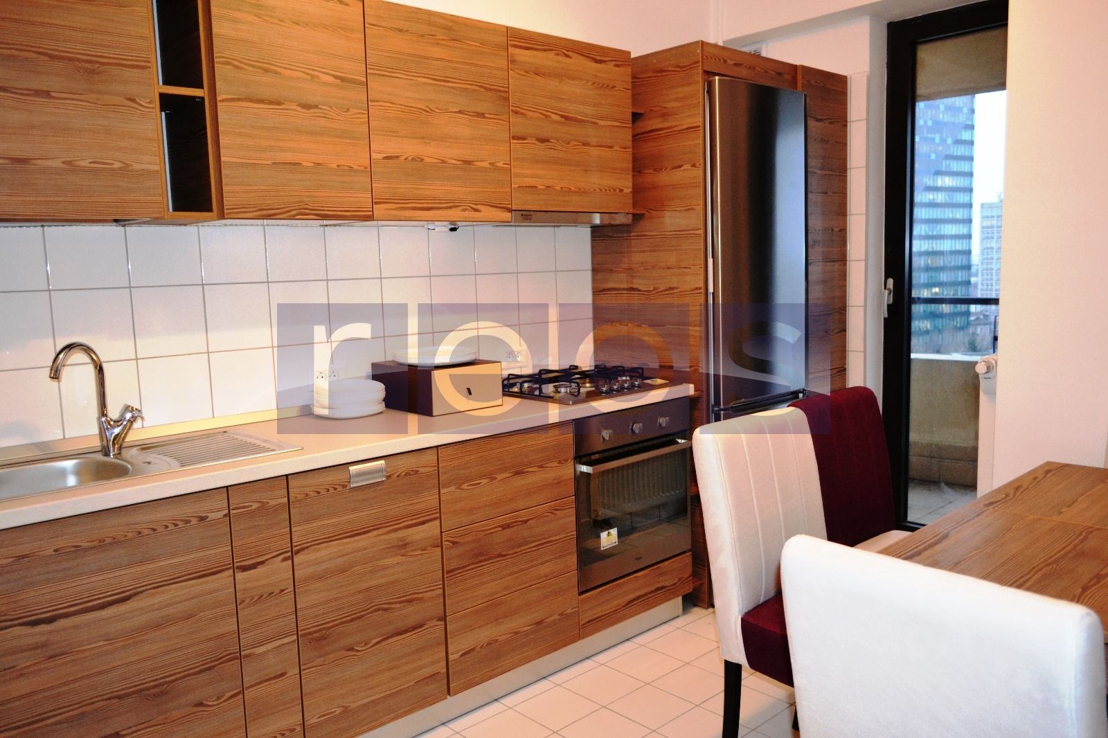DE VÂNZARE APARTAMENT 3 CAMERE CENTRAL PARK - ZONA STEFAN CEL MARE - Poză 1