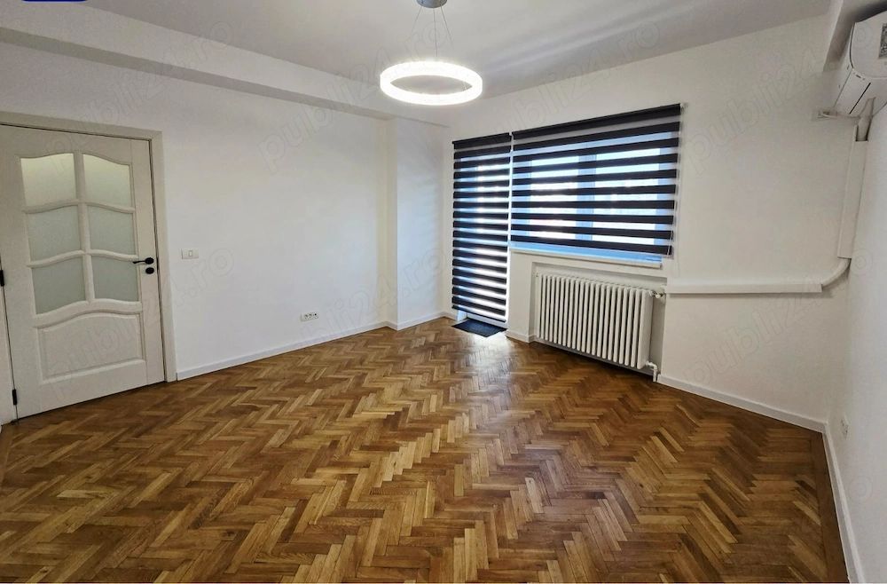 Închiriez apartament 4 camere, nemobilat, Unirii - Poză 1