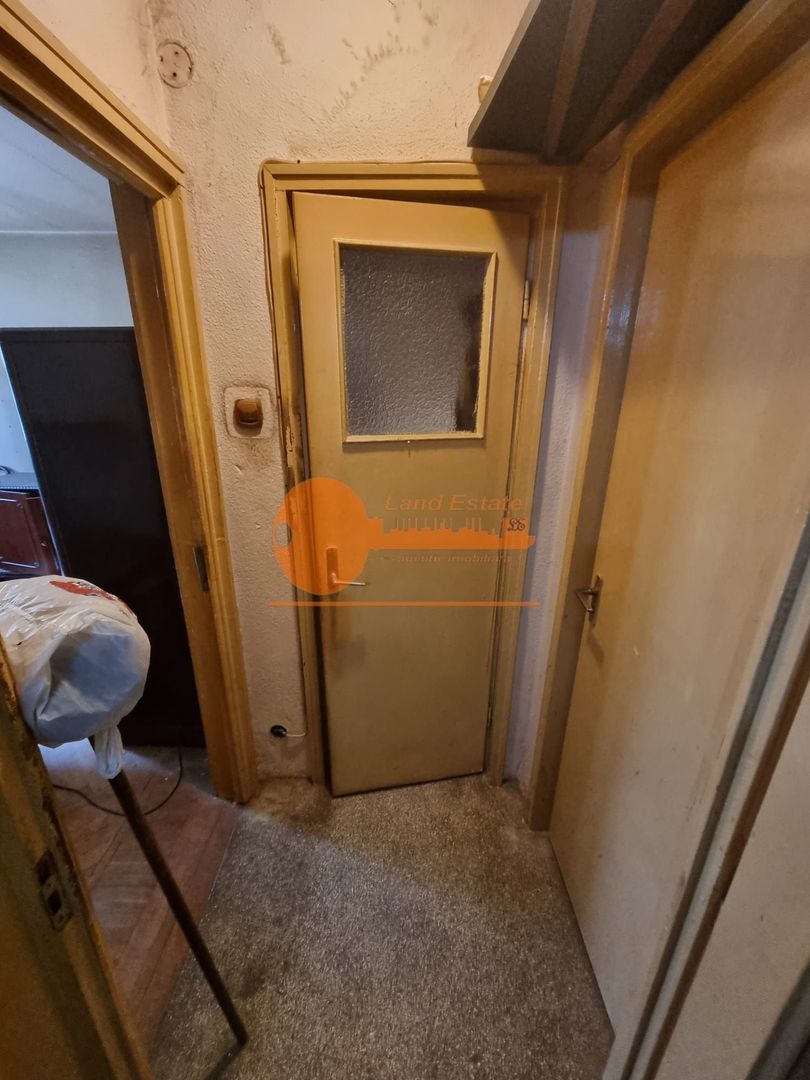 Apartament cu 2 camere zona Giulesti ( Bloc Reabilitat) - Poză 5
