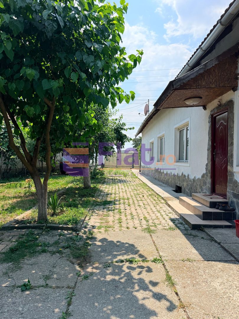 Casă cu teren de 1.651 mp și ieșire la lac Feldioara Pod mansardabil - Poză 6