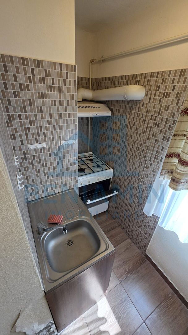 Garsoniera decomandata parter Brazda 35mpo centrala mobilata utilata - Poză 4