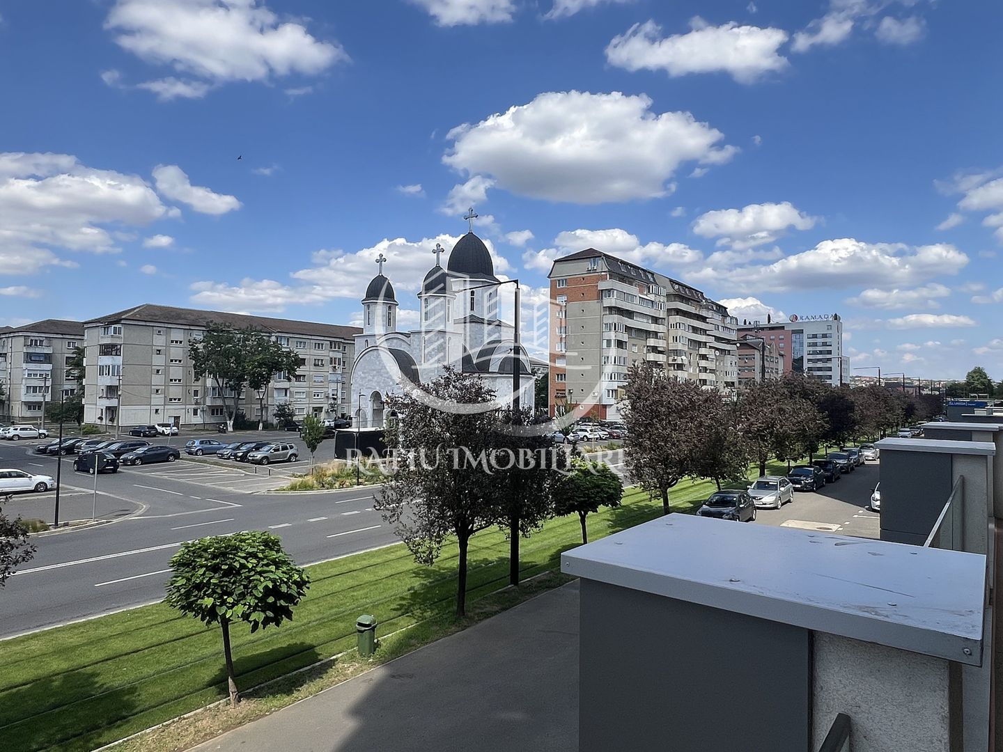 Apartament cu 3 camere | Terasa 70 mp | Luceafarul | Oradea - Poză 24