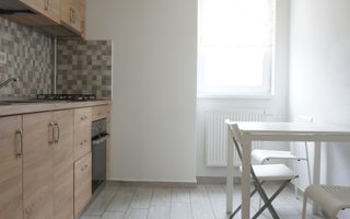 Apartament mobilat si utilat complet, etaj intermediar ! - Poză 2