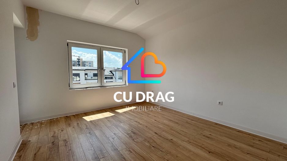 Apartament 3 camere decomandat - Poză 4