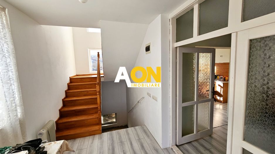 Casa semifinisata, 4 camere, 1755 mp teren, la asfalt, zona Paclisa - Poză 8