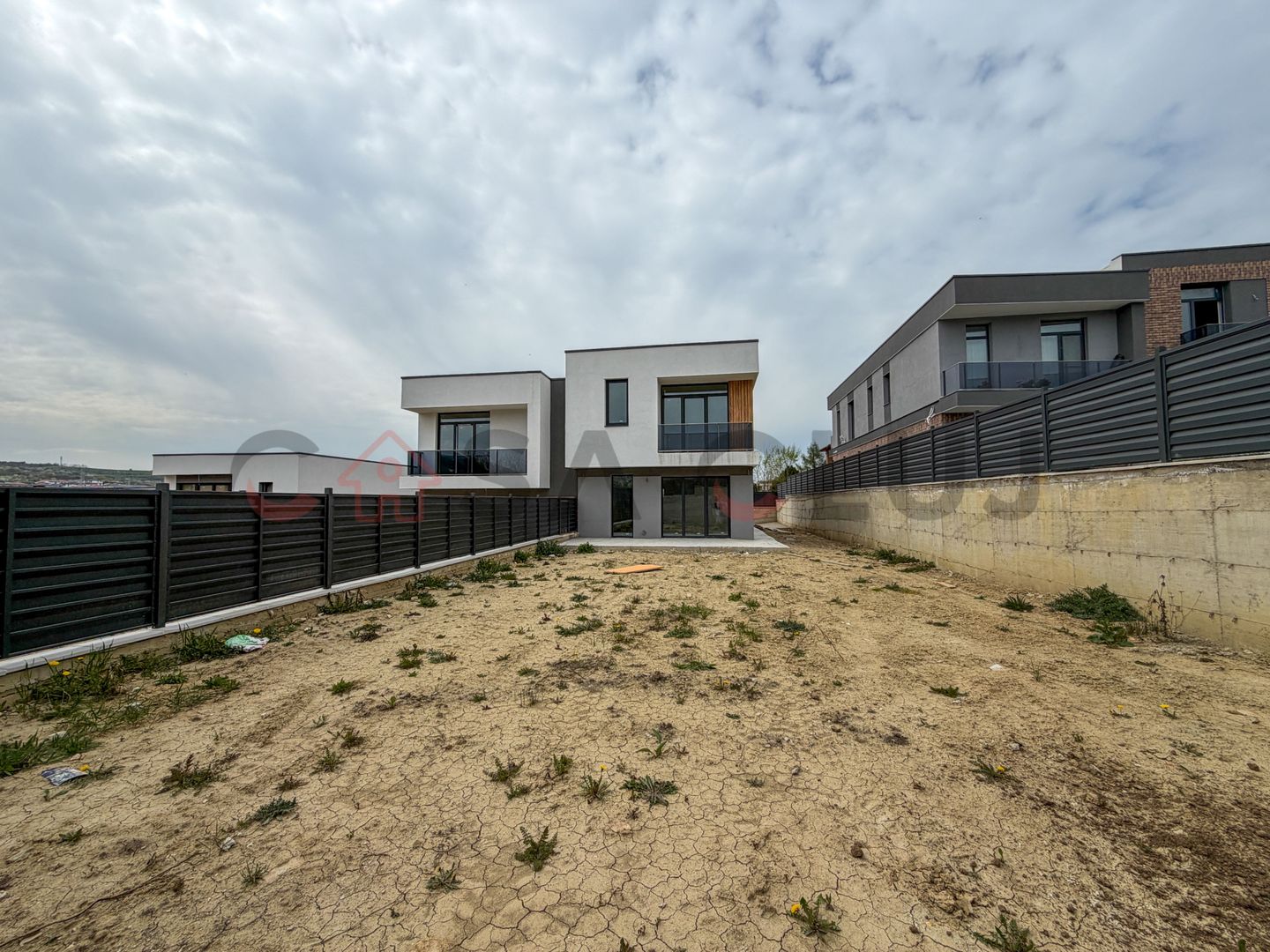 Casa de vânzare în Borhanci – Locație excelentă - Poză 6