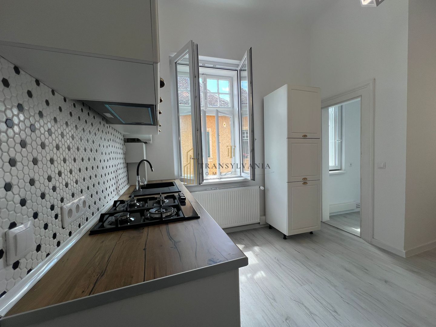Apartament premium 2 camere  Zonă ultracentrală Prima închiriere | - Poză 7