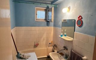 Vand Apartament 2 camere carpati 1 - Poză 6