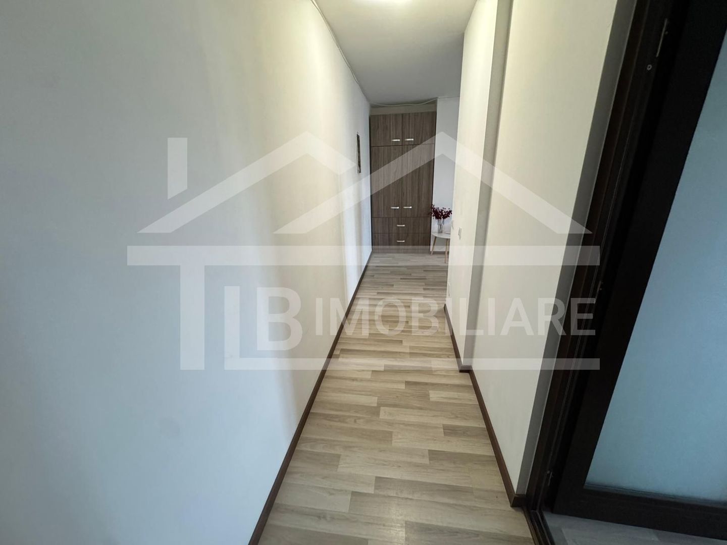 Apartament de 2 camere, 55mp, parcare, zona E.ON - Poză 8