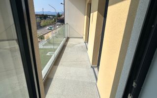 Spațiu de birou de închiriat – 2 camere, balcon generos – Turnișor - Poză 5