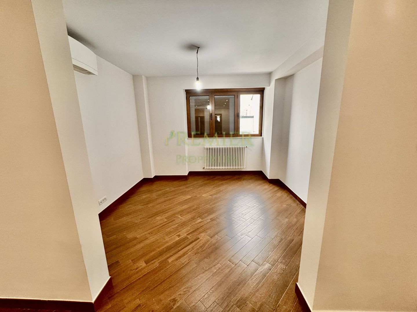 APARTAMENT DE 3 CAMERE DE VANZARE IN BLOC SOLID | DOROBANTI | R.BELLER | - Poză 7