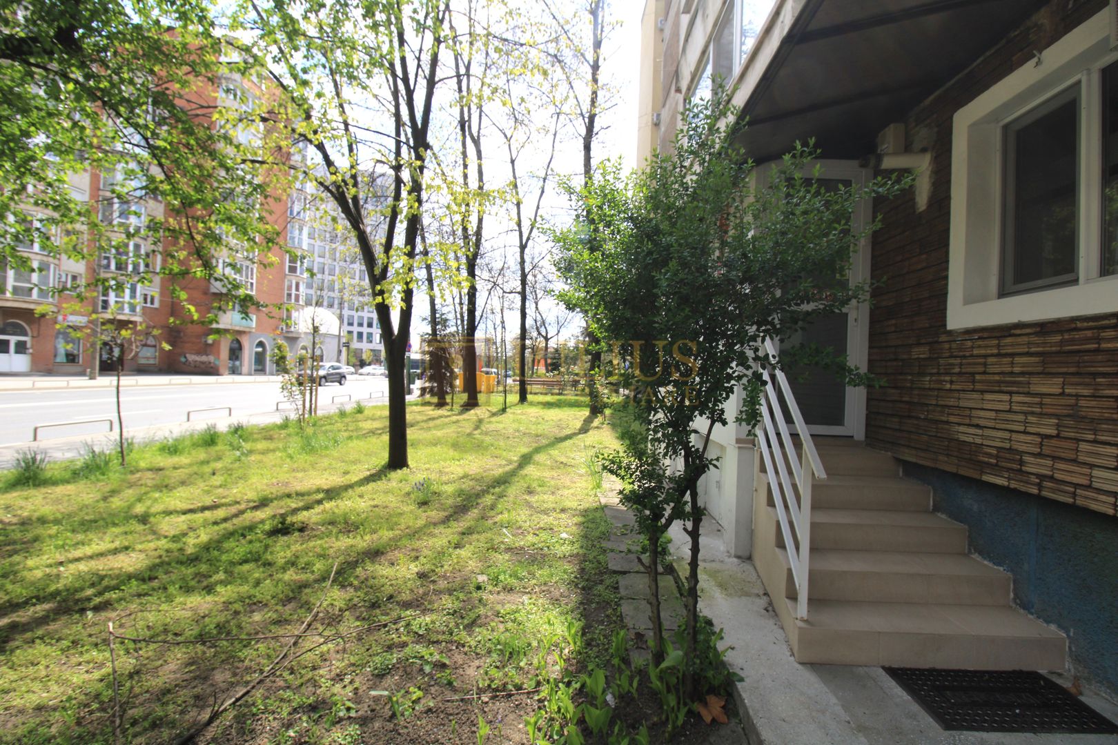 Zona Iuliu Mall, parter, birou/spatiu comercial, centrala proprie - Poză 16