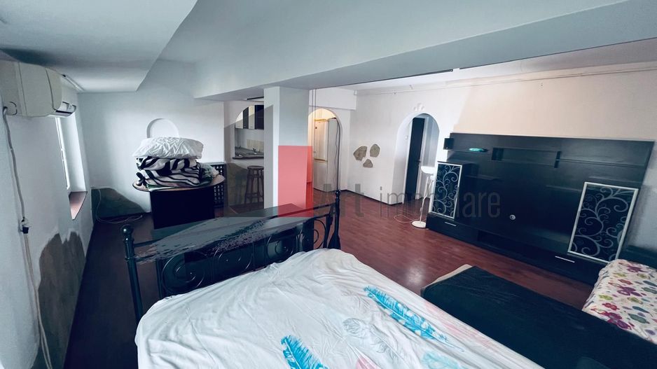 Studio deosebit - Poză 22